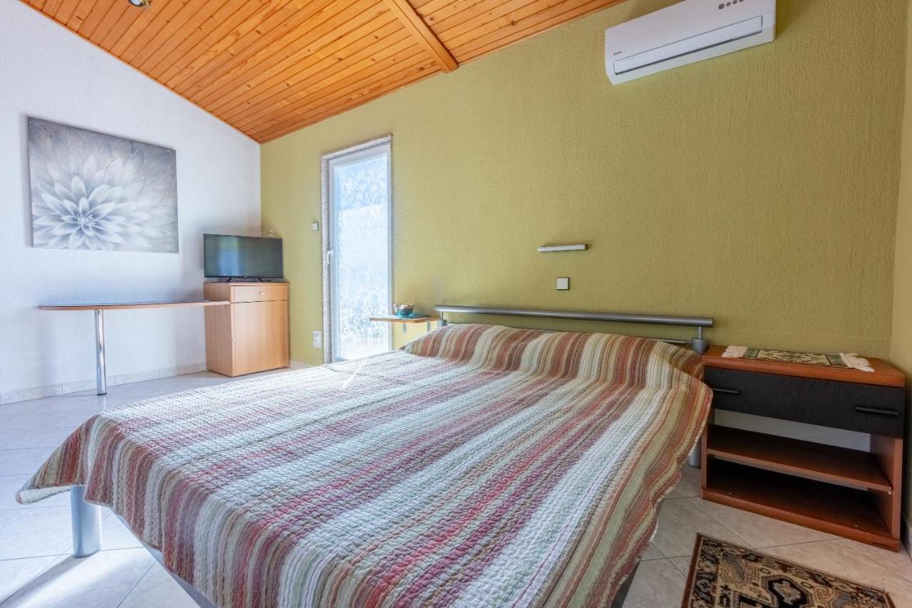 Apartman Ellen 3 Crikvenica Exterior foto